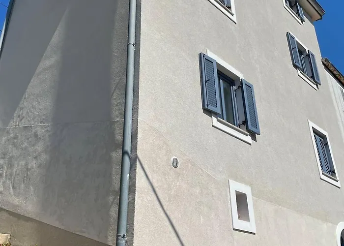 Blue Haven Apartment *